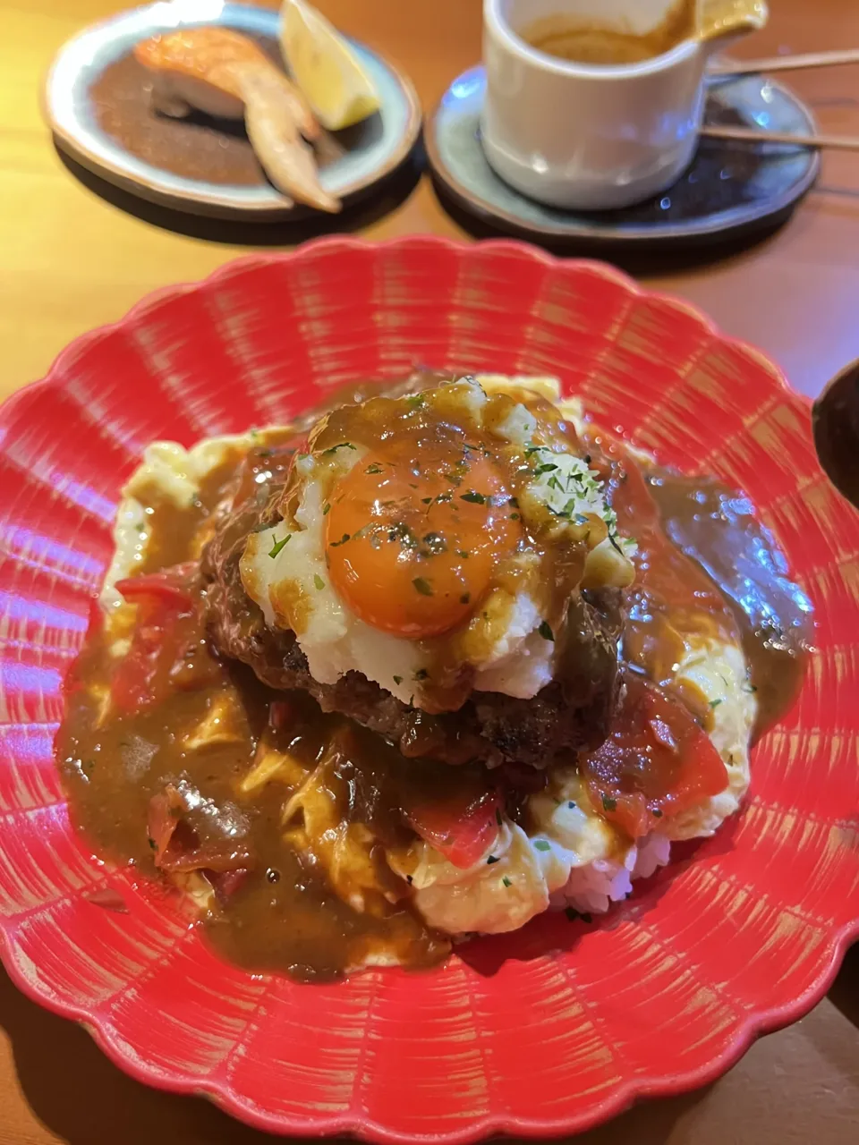 北科食堂咖喱牛肉汉堡饭