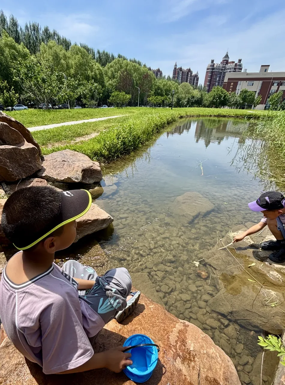 吉大校园湖景